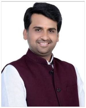 Lalit Yadav Biography.jpg