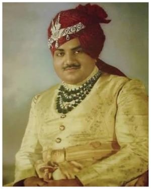 Hanwant Singh Biography.jpg