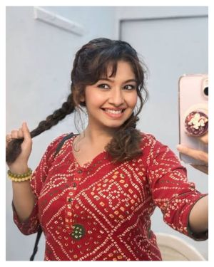 Monaz Mevawalla Biography.jpg