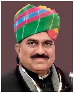 Ramesh Khinchi Biography.jpg