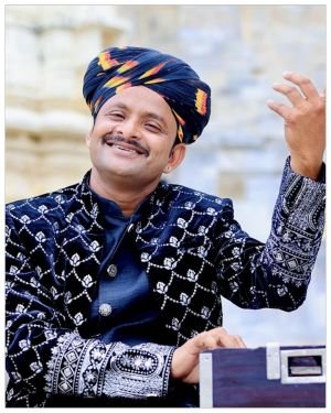 Kheta Khan Biography.jpg