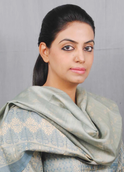 File:Divya Maderana.png